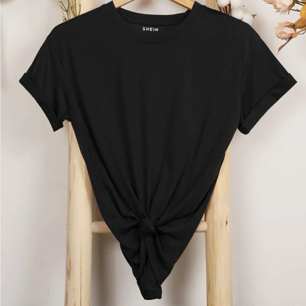 Black tshirt